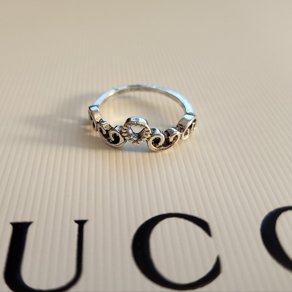 🔷️ Silver Heart Scroll Ring Size 5 NWT